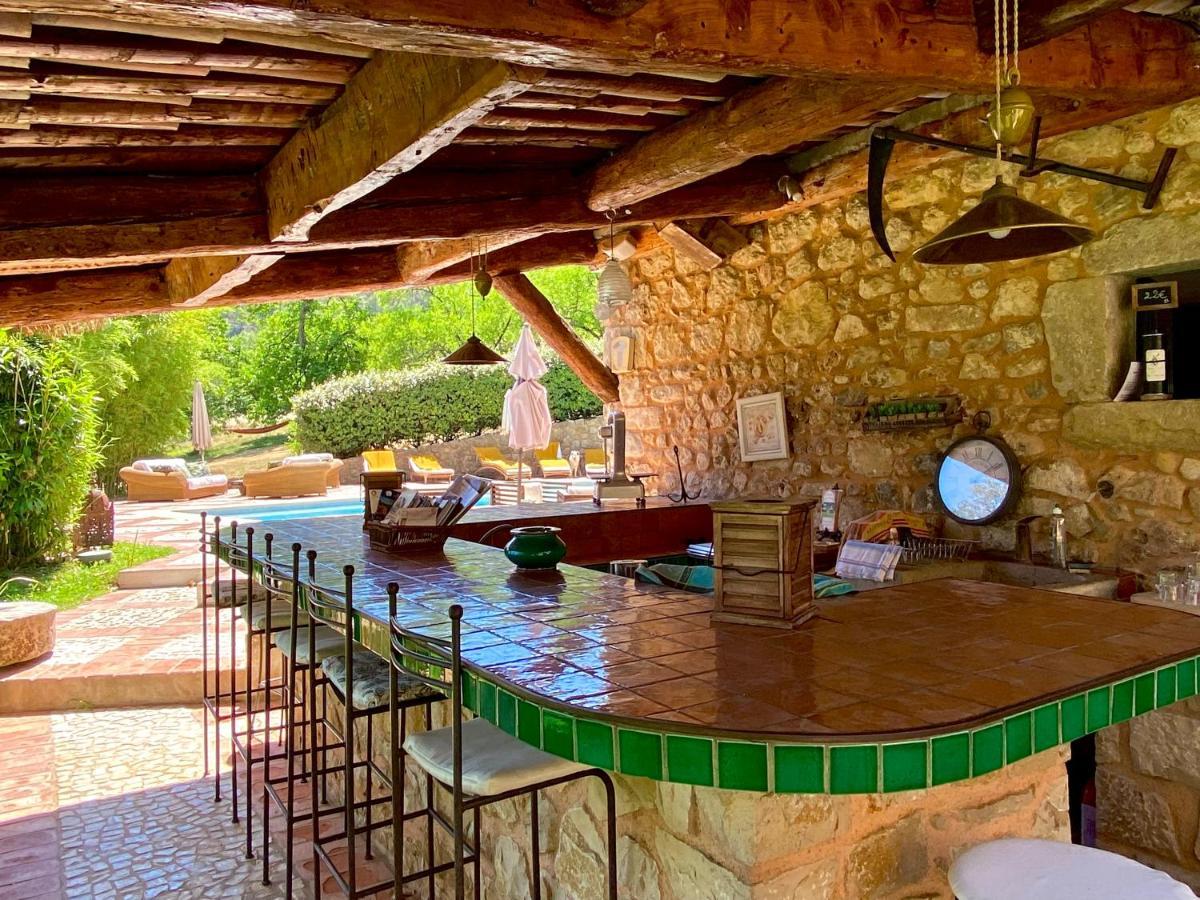 Domaine De Sainte Annette Bed & Breakfast กัลลิออง ภายนอก รูปภาพ