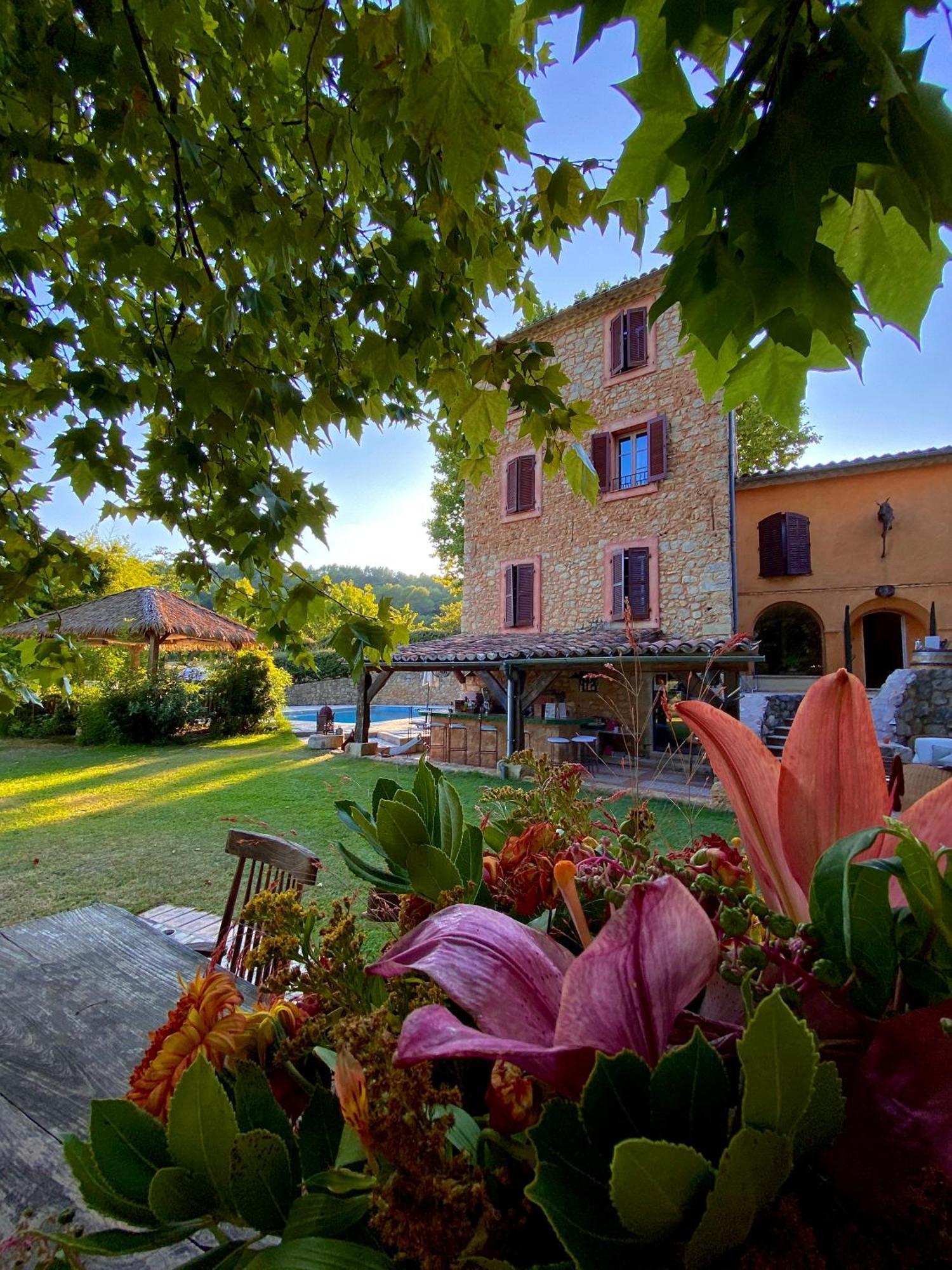 Domaine De Sainte Annette Bed & Breakfast กัลลิออง ภายนอก รูปภาพ